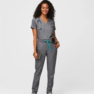 FIGS Graphite Scrub Set- M Catarina Top/ M Yola High Waisted pants